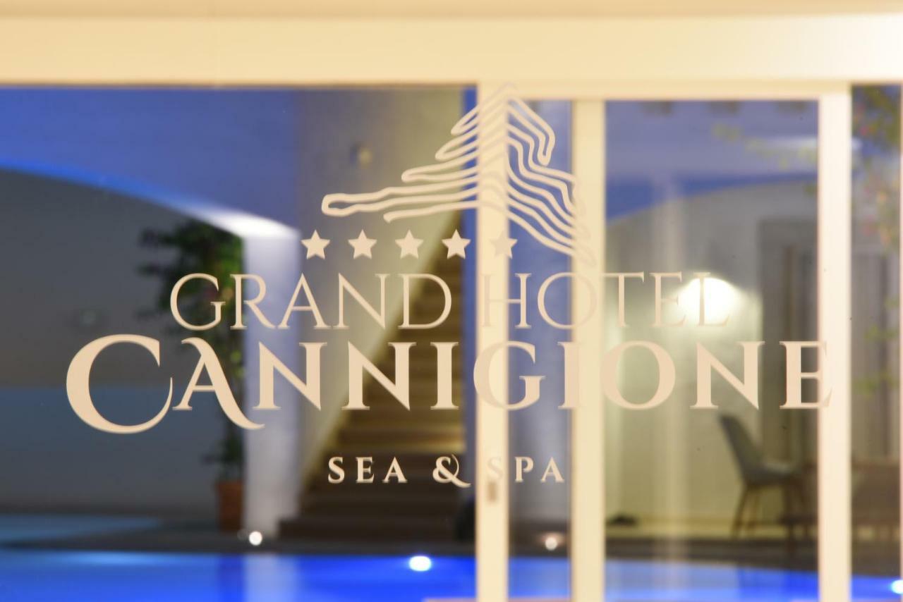 Grand Hotel Cannigione Exteriör bild